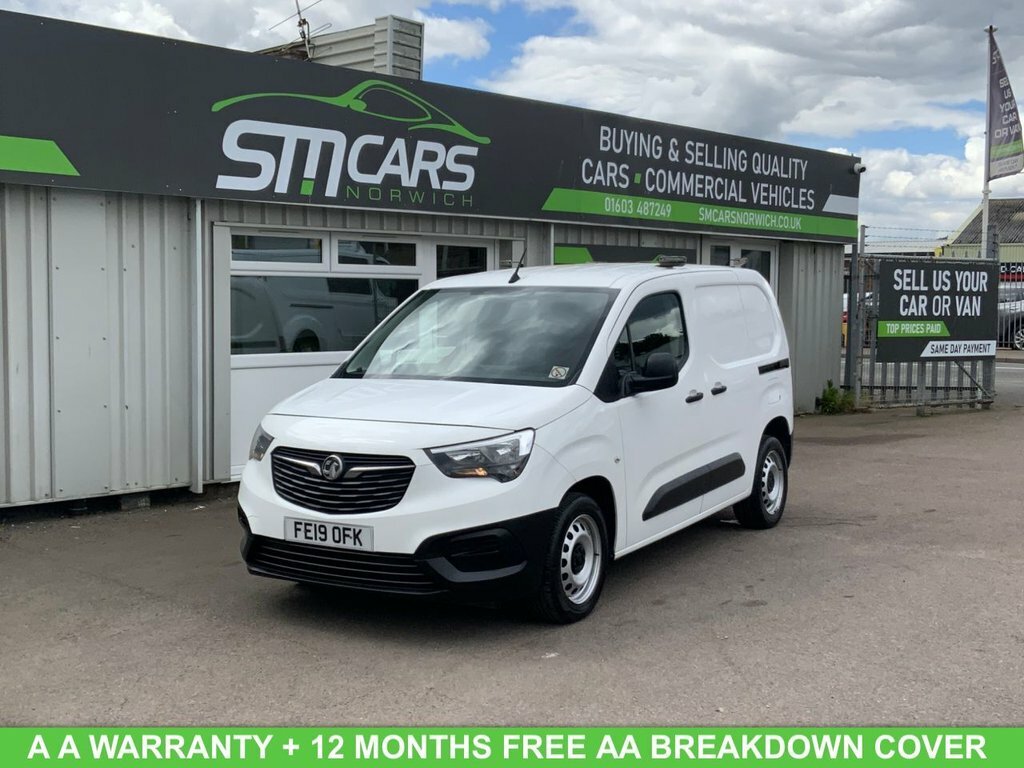 Vauxhall Combo 1.6L Edition White
