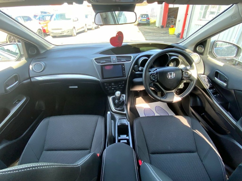 Honda Civic 1.6L Se Plus Silver #4