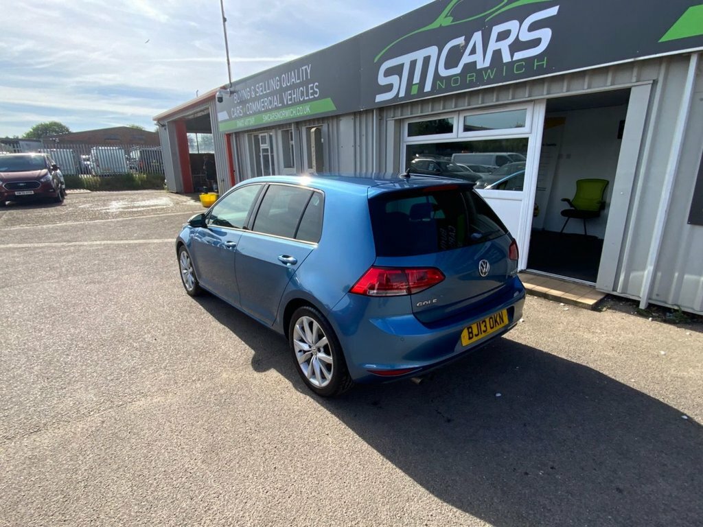 Volkswagen Golf 2L Gt Blue