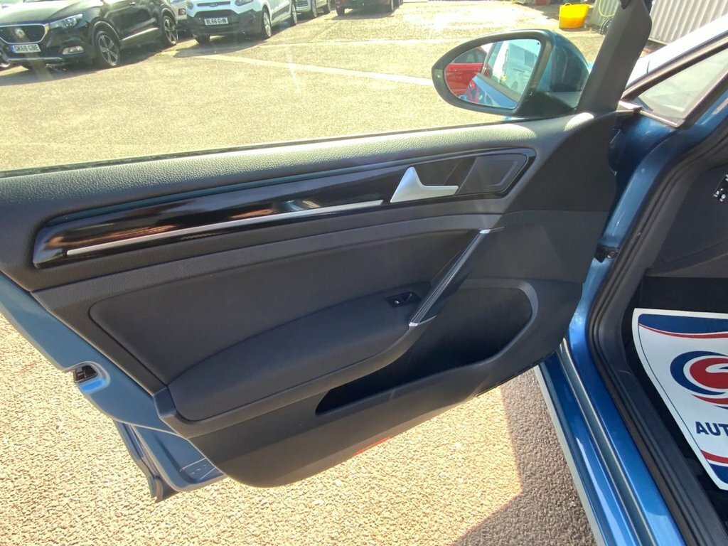 Volkswagen Golf 2L Gt BJ13OKN Blue #6