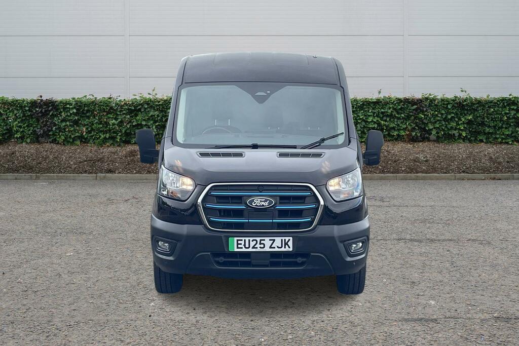 Ford Transit Custom 135Kw 68Kwh H2 Trend Van Dap EU25ZJK Black #4