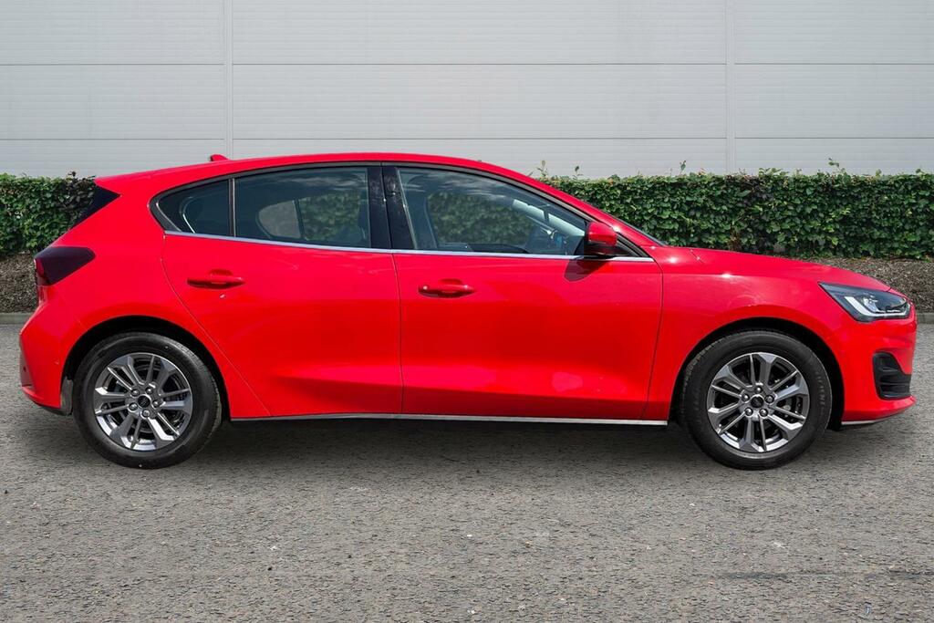 Ford Focus 1.0 Ecoboost Hybrid Mhev 155 Titanium NX72MFO Red #3