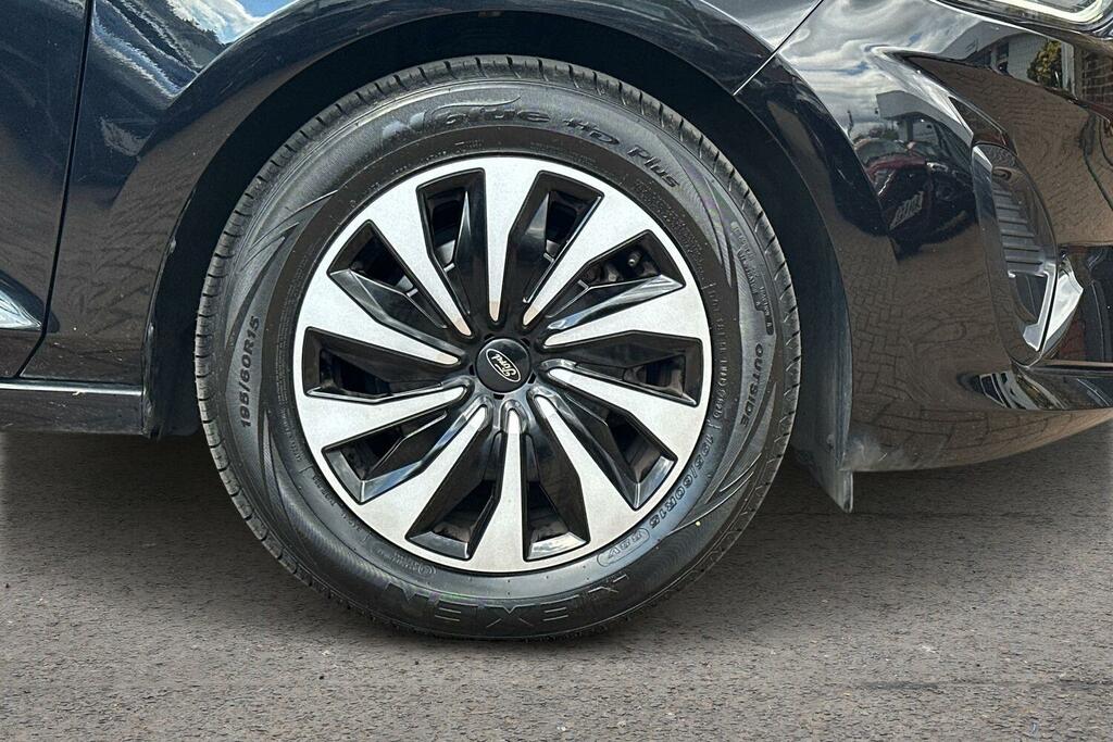 Ford Fiesta 1.0 Ecoboost Hybrid Mhev 125 Titanium Black #6