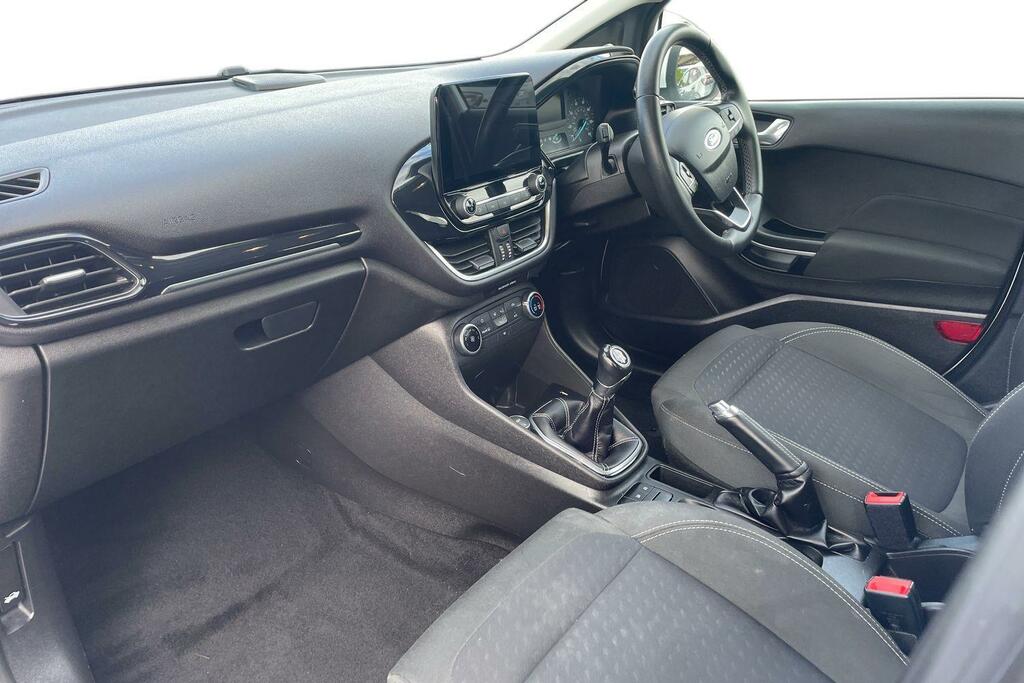 Ford Fiesta 1.1 Zetec GH19YWB White #6
