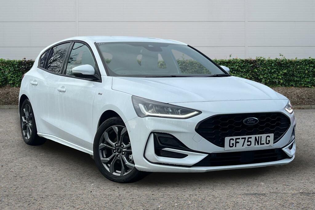 Ford Focus 1.0 Ecoboost Hybrid Mhev 155 St-line White