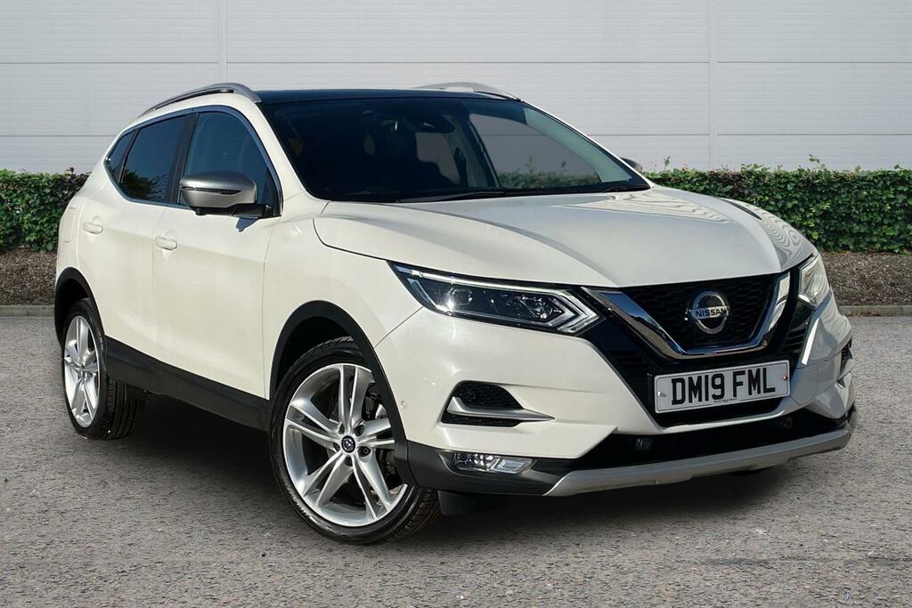 Nissan Qashqai 1.3 Dig-t N-motion White