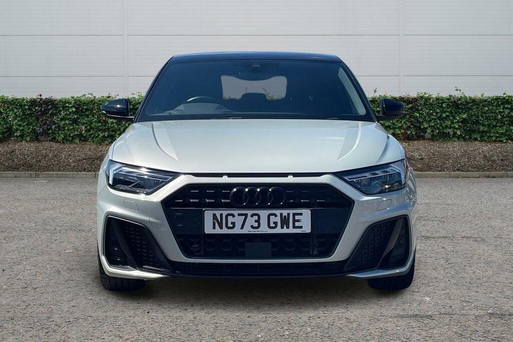 Audi A1 30 Tfsi 110 Black Edition S Tronic NG73GWE Silver #4