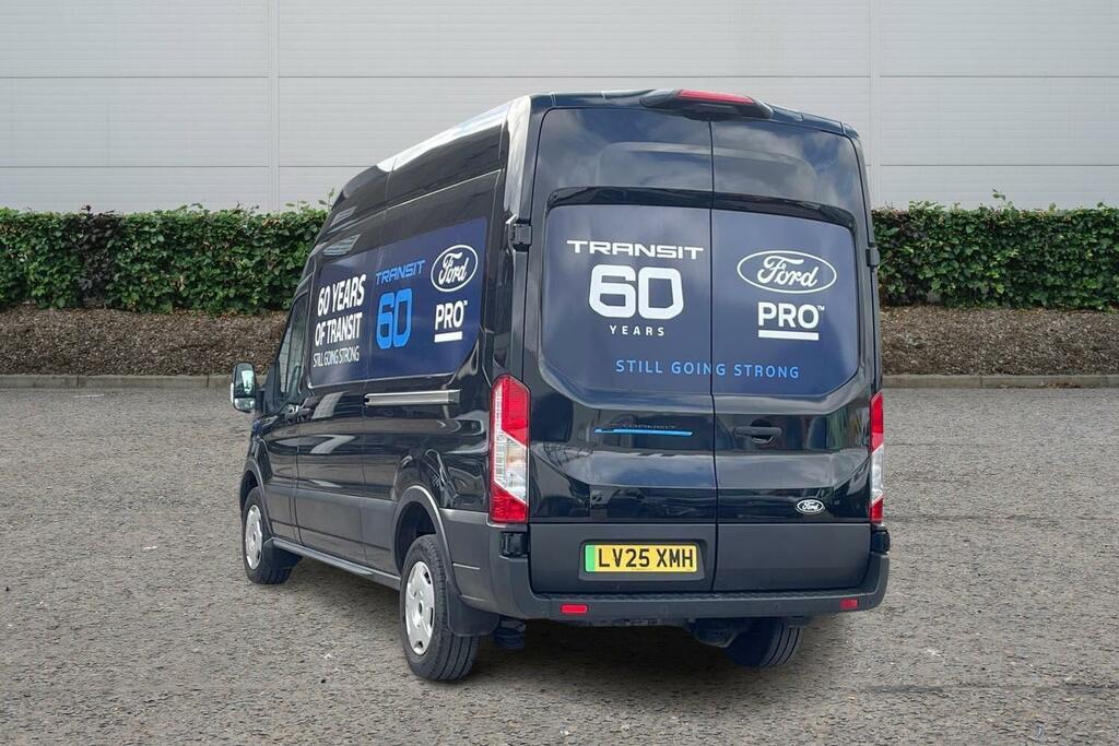 Ford Transit Custom 198Kw 68Kwh H3 Trend Van Dap LV25XMH Black #2