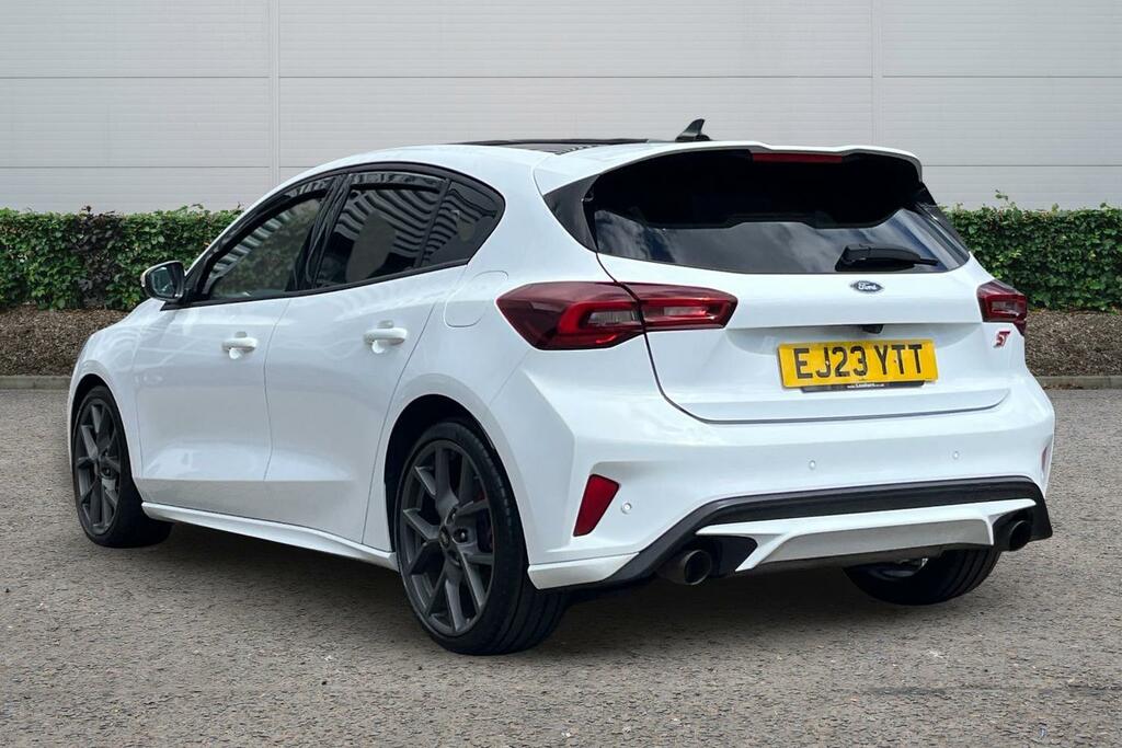 Ford Focus 2.3 Ecoboost St EJ23YTT White #2