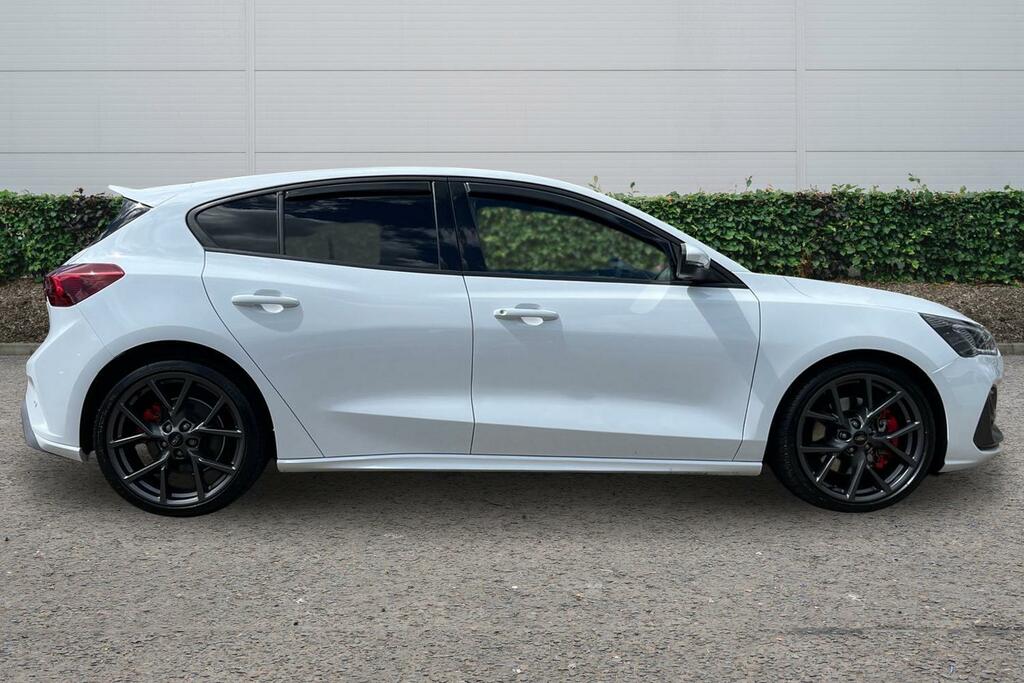 Ford Focus 2.3 Ecoboost St EJ23YTT White #3