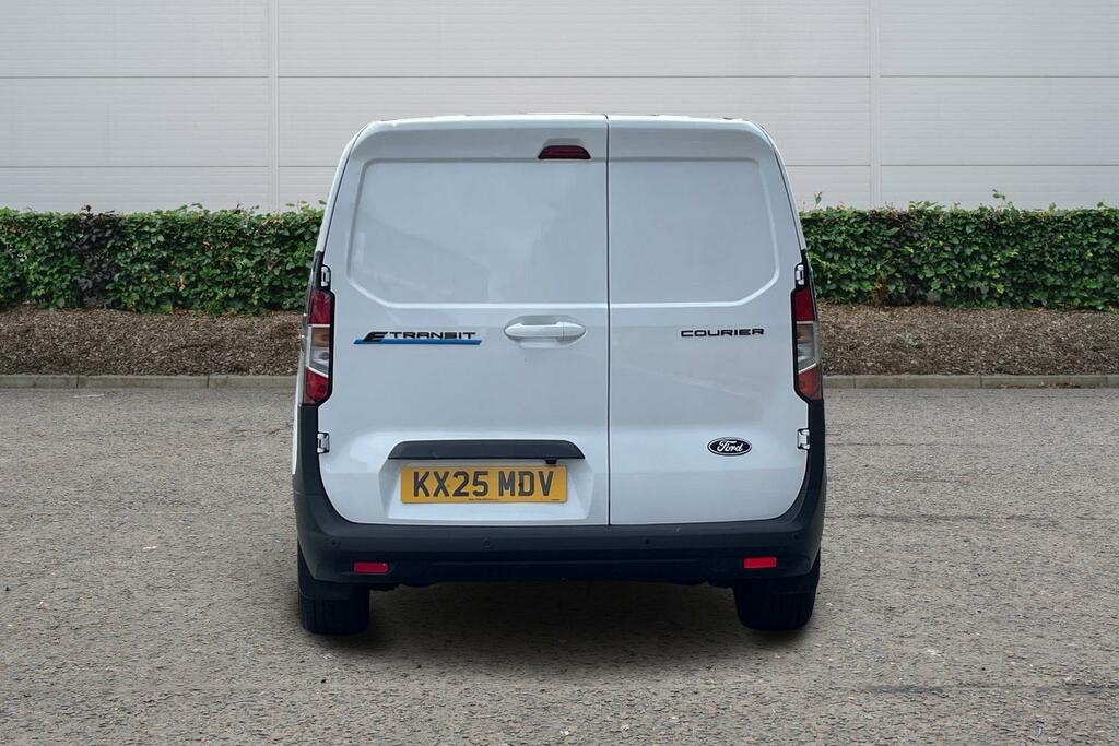 Ford Transit Courier 43Kwh Limited Swb KX25MDV White #5