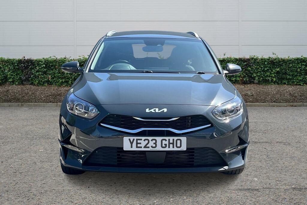 Kia Ceed 1.5T Gdi Isg 138 3 YE23GHO Grey #4