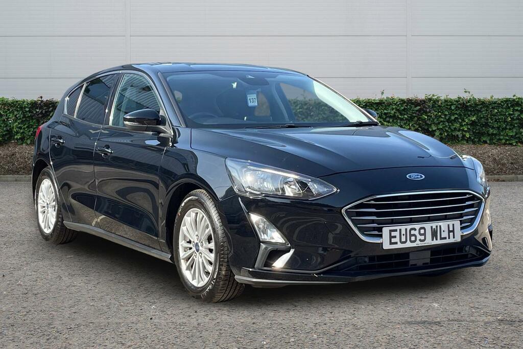 Ford Focus 1.0 Ecoboost 125 Titanium Black