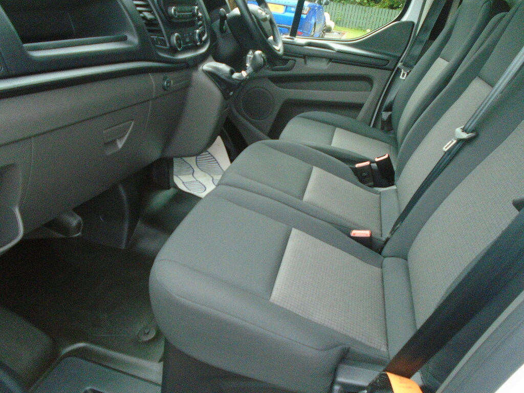 Ford Transit Custom Swb Fr. LG70KNE White #3
