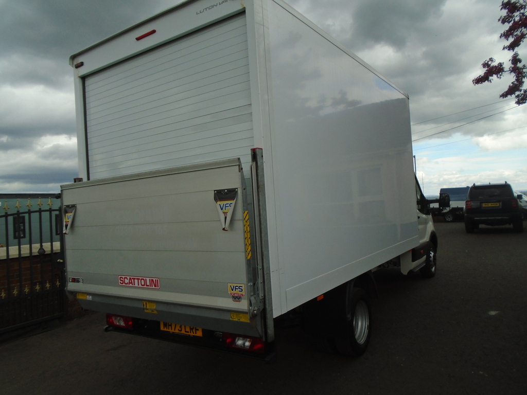 Ford Transit Custom 350 13Ft6 Luton 130Hp Twinwheel White #3