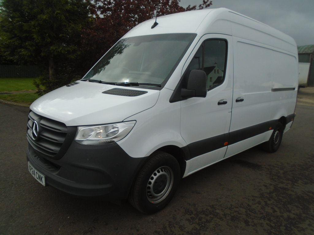 Mercedes-Benz Sprinter 315Cdi Mwb Hr Rwd. KP24CNK White #2