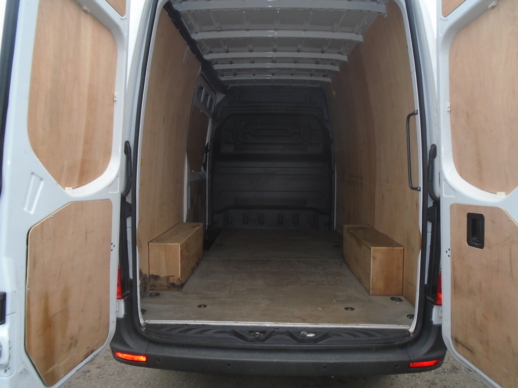 Mercedes-Benz Sprinter 315Cdi Mwb Hr Rwd. KP24CNK White #6