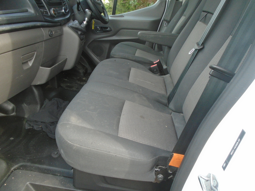 Ford Transit Custom 350 Mwb Mr 130Hp Rwd White #3