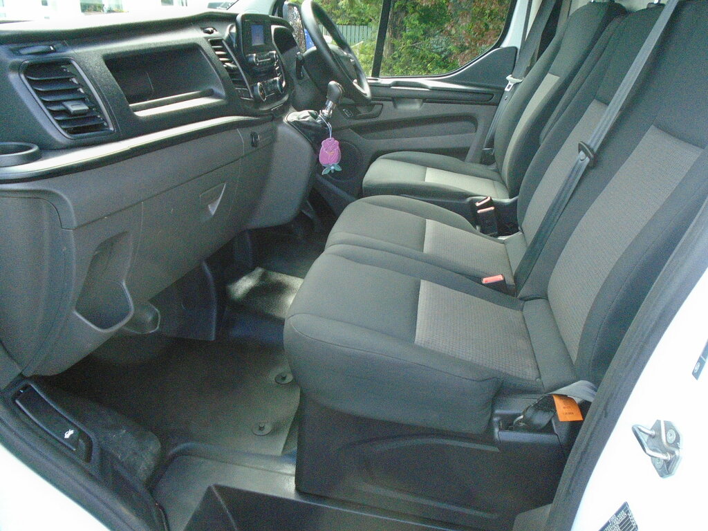 Ford Transit Custom Swb Fr 130Hp. White #4
