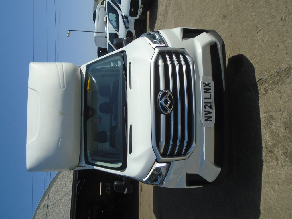 Maxus Deliver 9 Luton NV21LNX White #2