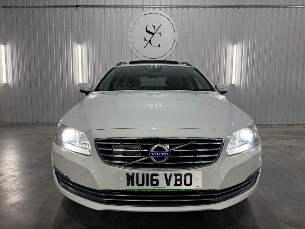 Volvo V70 Estate 2.0 T5 Se Lux 2024 White #6