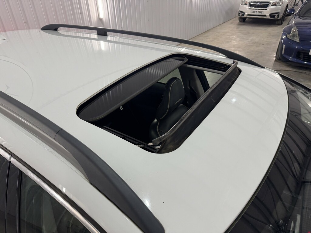 Volvo V70 D3 136 R Design Nav White #9
