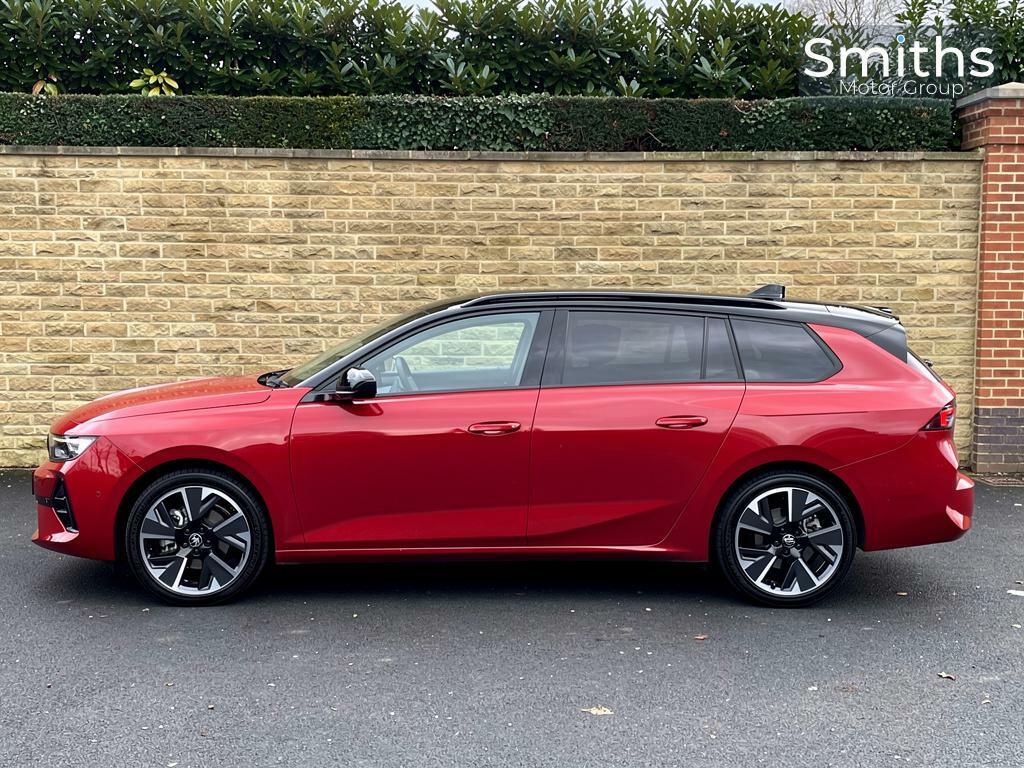 Vauxhall Astra 54Kwh Ultimate Sports Tourer KE24LRJ Red #4