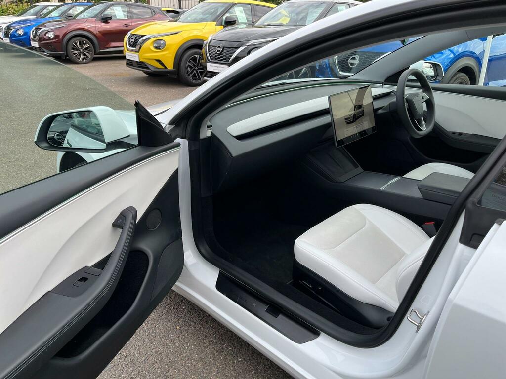 Tesla Model 3 Dual Motor Long Range 4Wde NJ74MTY White #2