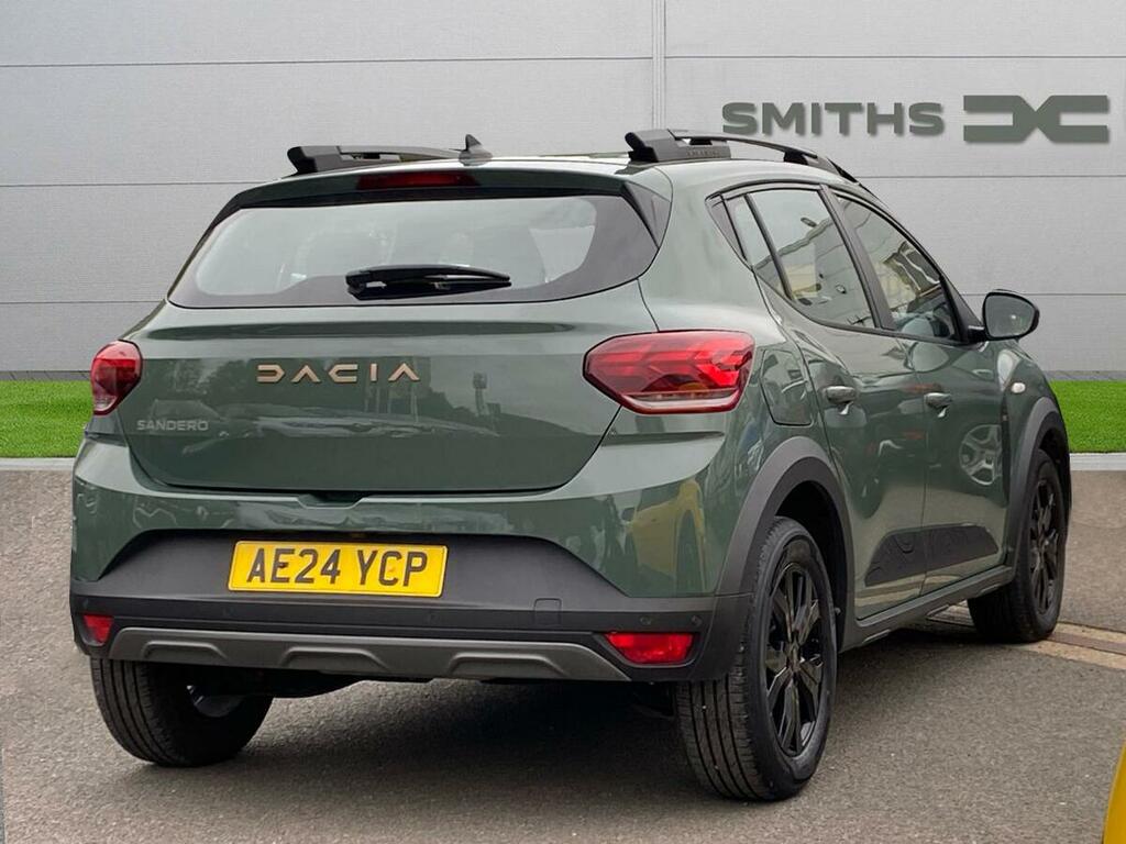 Dacia Sandero Stepway 1.0 Tce Extreme Euro 6 Ss AE24YCP Green #3