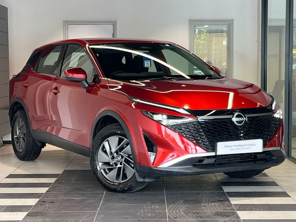 Nissan Qashqai 1.3 Dig-t Mhev Acenta Premium Euro 6 Ss Red