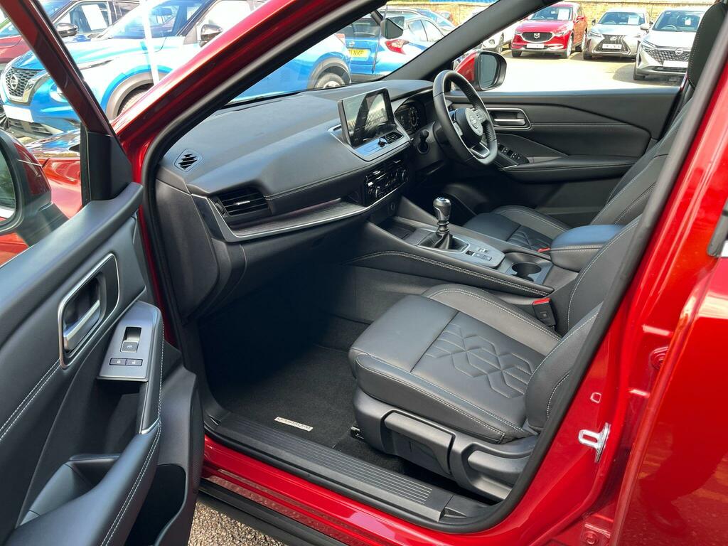 Nissan Qashqai 1.3 Dig-t Mhev Tekna Euro 6 Ss OW25ZNN Red #2