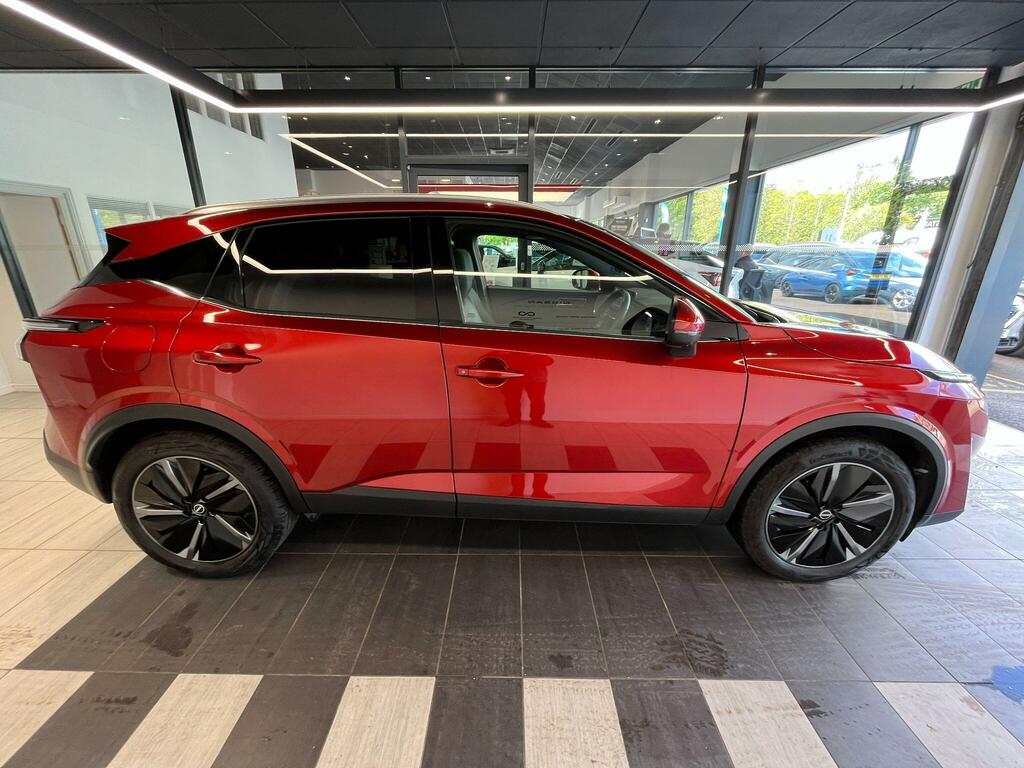 Nissan Qashqai 1.3 Dig-t Mhev Tekna Euro 6 Ss OW25ZNN Red #4
