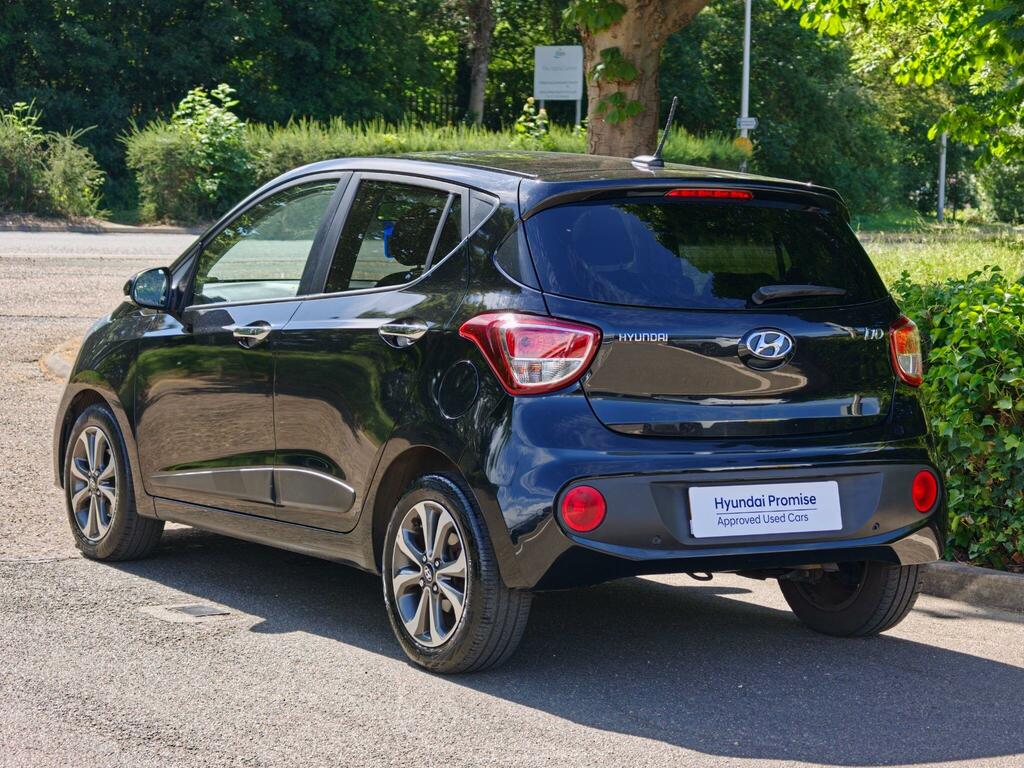 Hyundai I10 1.2 Premium Se Euro 6 KE19JZH Black #3