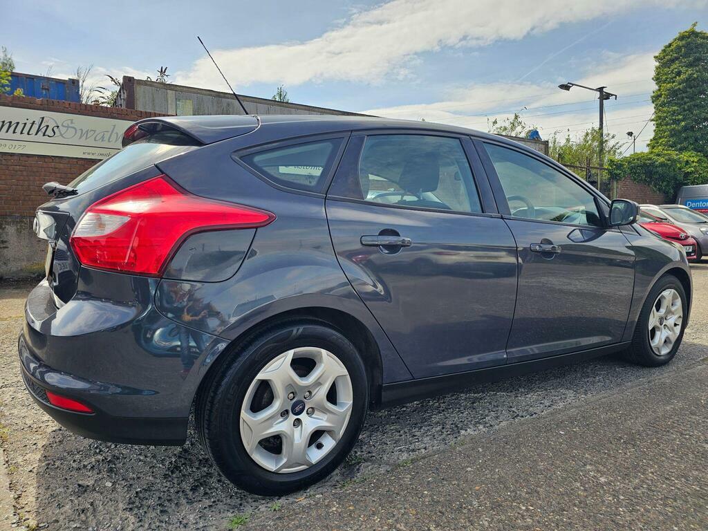 Ford Focus 1.6 Edge Euro 5 Grey #2