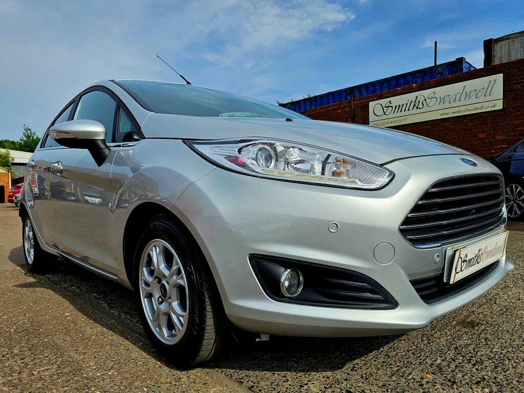 Ford Fiesta 1.5 Tdci Econetic Titanium Euro 6 S S Silver