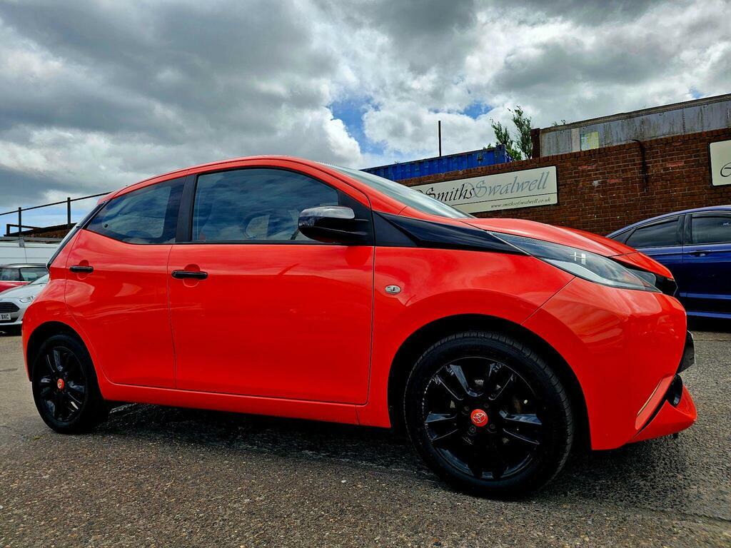 Toyota Aygo 1.0 Vvt-i X-cite Euro 5 Orange