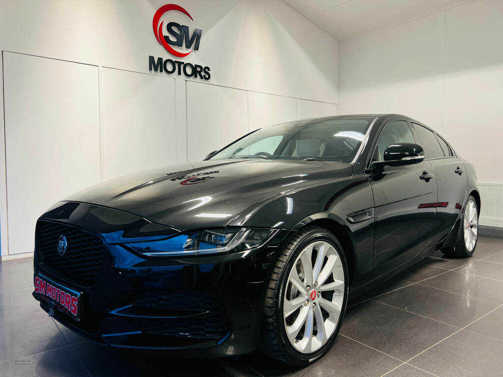 Jaguar XE 2.0D S GN19FCL Black #3
