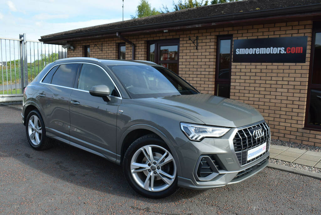 Audi Q3 35 Tfsi S Line Grey