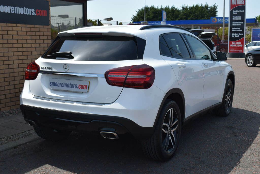 Mercedes-Benz GLA Class Gla 180 Urban Edition WX69VNA White #5