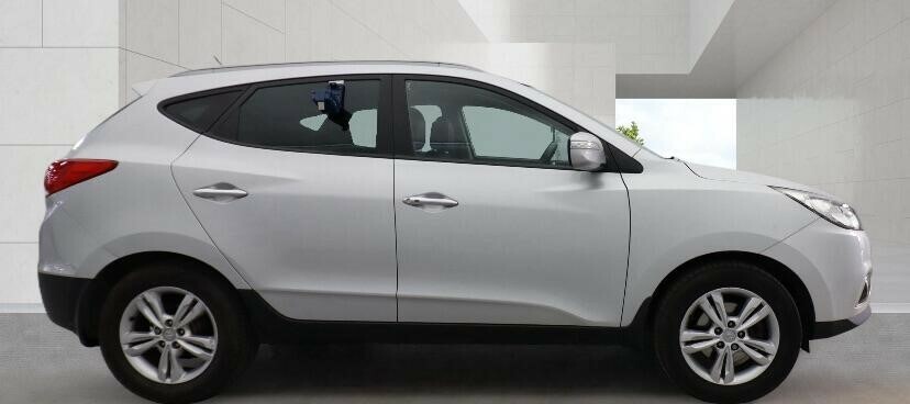 Hyundai Ix35 1.7 Crdi Premium Euro 5 Ss Silver #2