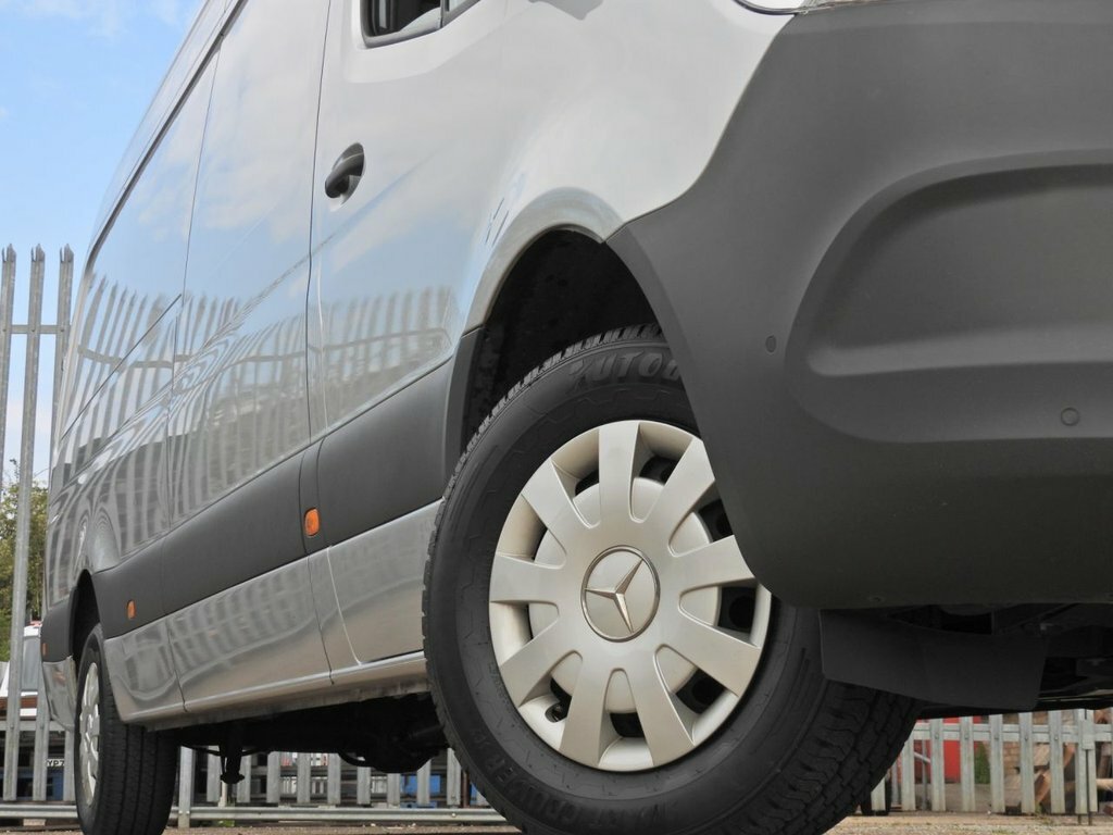Mercedes-Benz Sprinter 2L Premium HX73WCO Silver #6