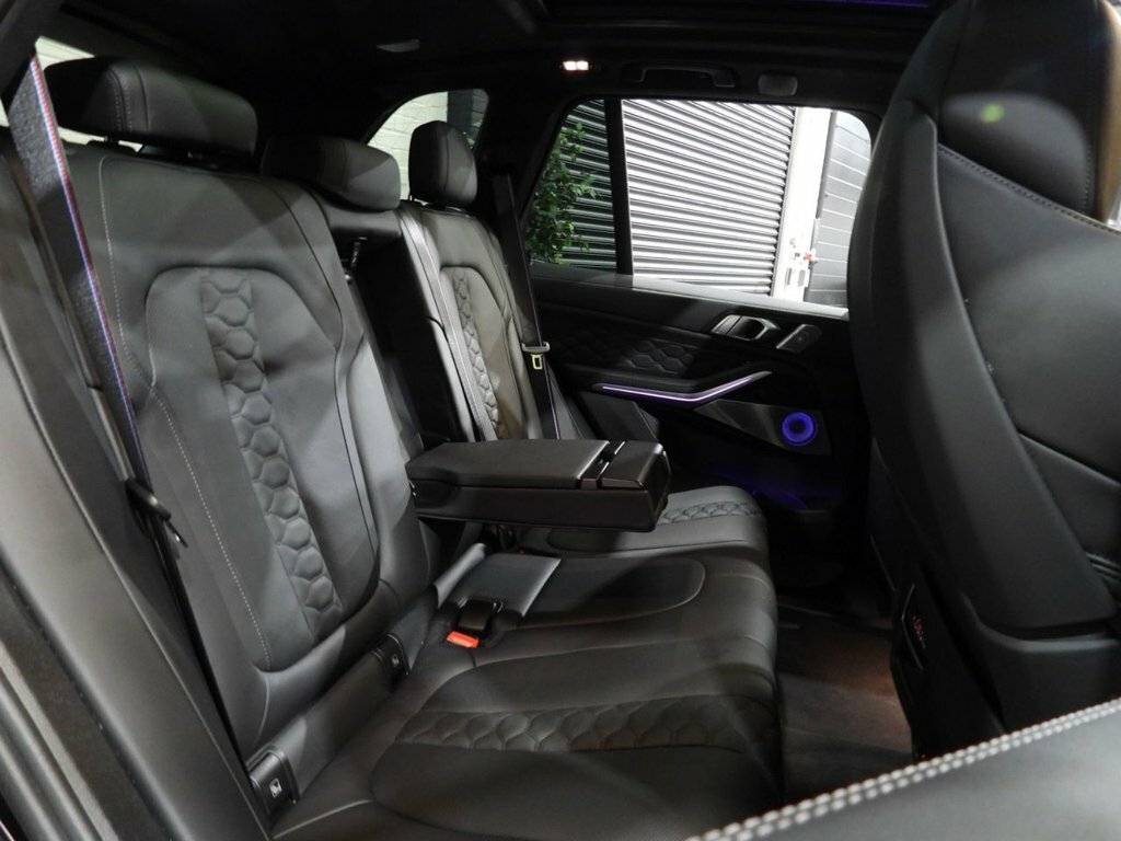 BMW X5 M 4.4L Competition MJ25NOU Black #6