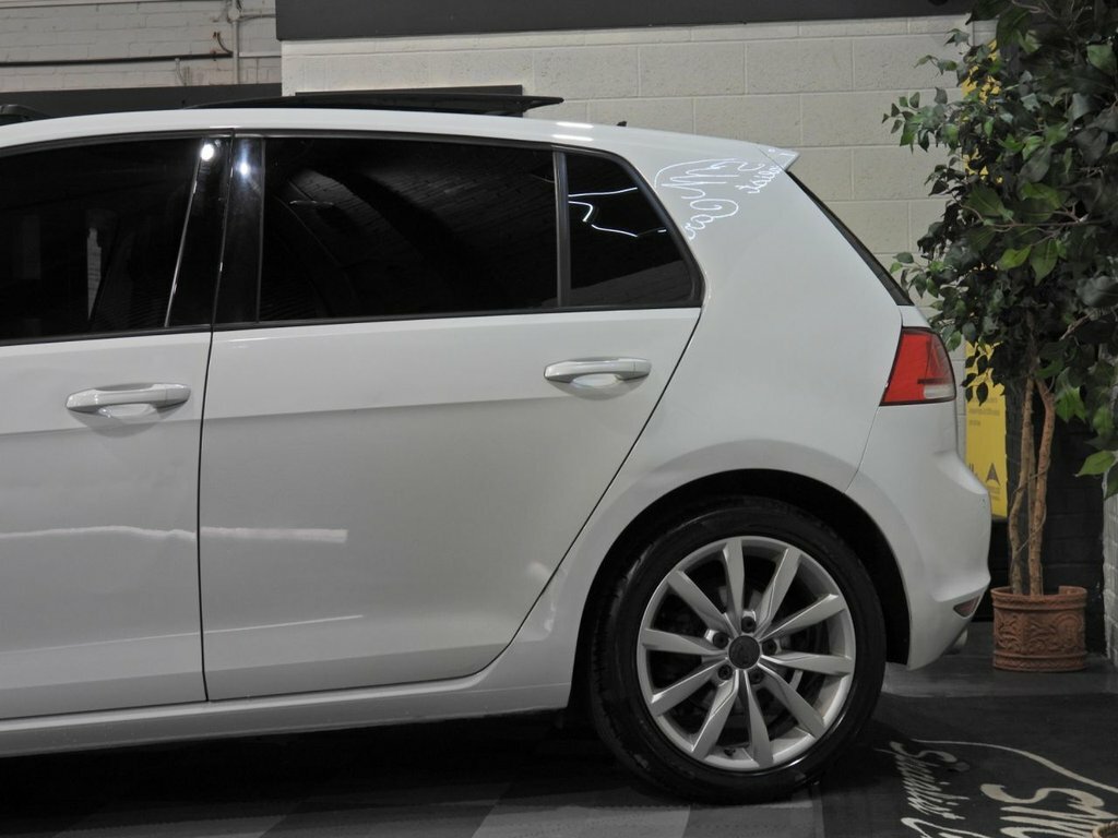 Volkswagen Golf 2L Gt FN14LRX White #6