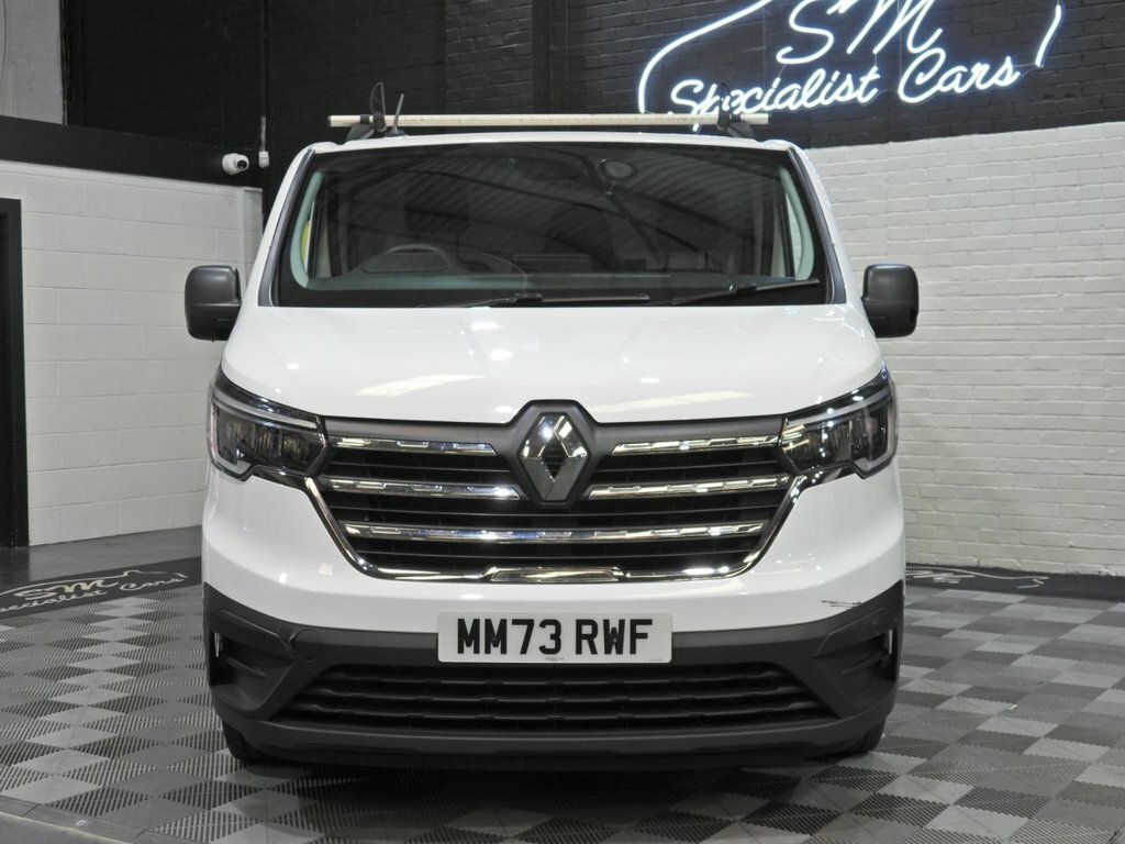 Renault Trafic 2L Advance MM73RWF White #6
