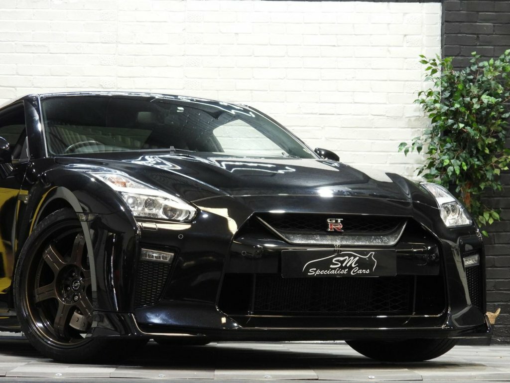 Nissan GT-R Prestige Black #8
