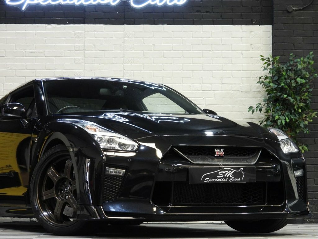 Nissan GT-R Prestige Black #3