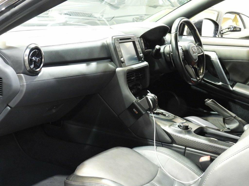 Nissan GT-R Prestige Black #33
