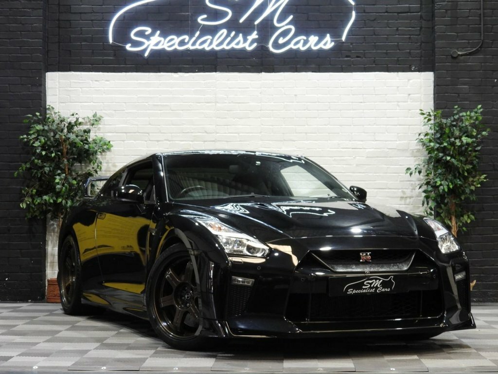 Nissan GT-R Prestige Black #5