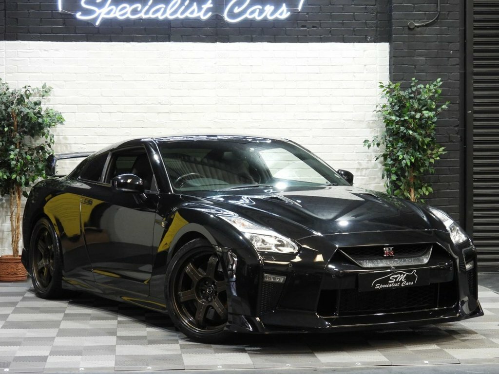 Nissan GT-R Prestige Black #6