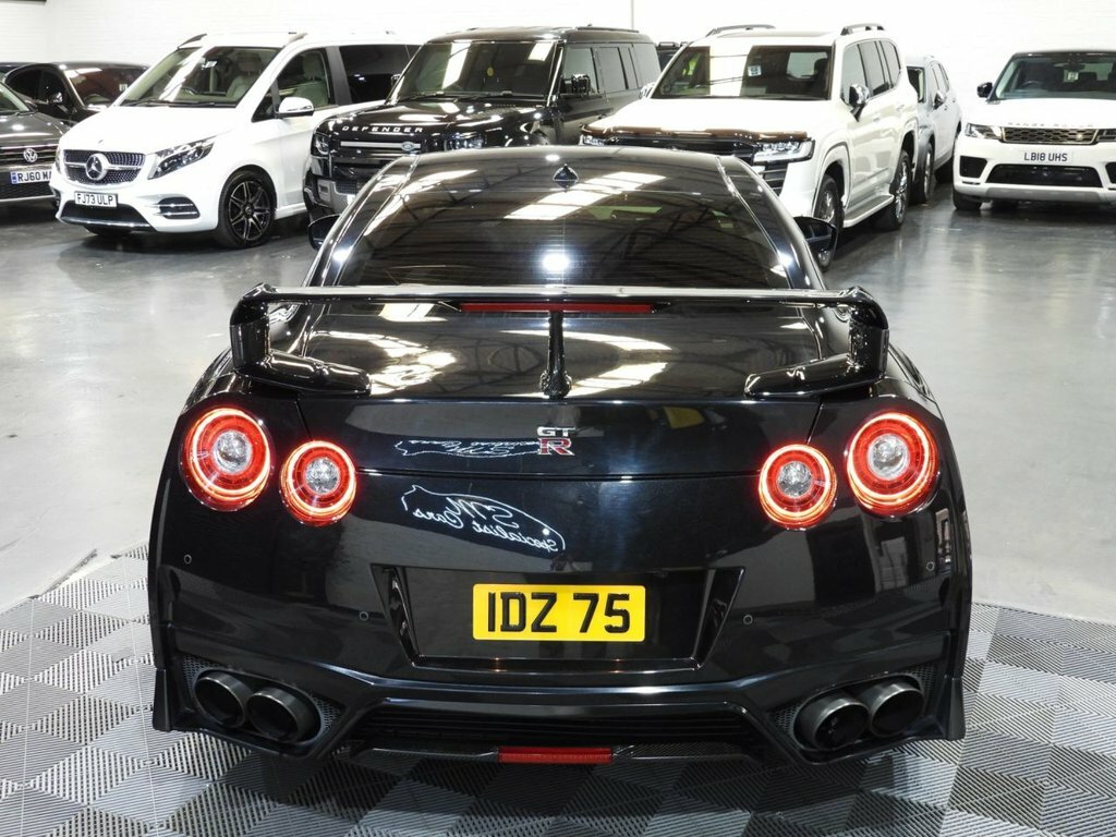 Nissan GT-R Prestige Black #27